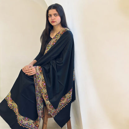 Ebony Veil Hand-Embroidered GI Pashmina Shawl