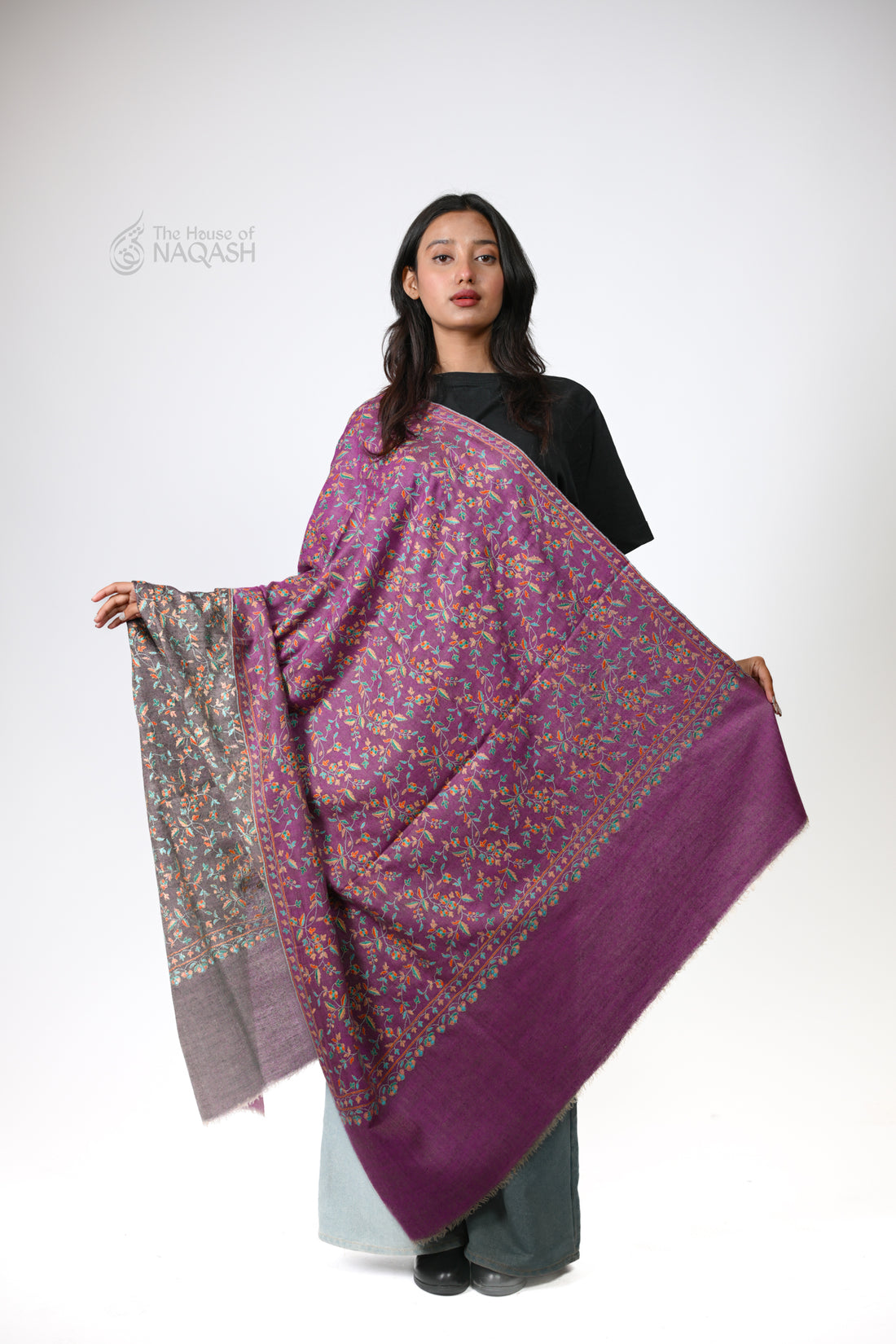 Double Tone Drape Reversible Sozni Jaalidaar Hand-Embroidered GI Pashmina Shawl