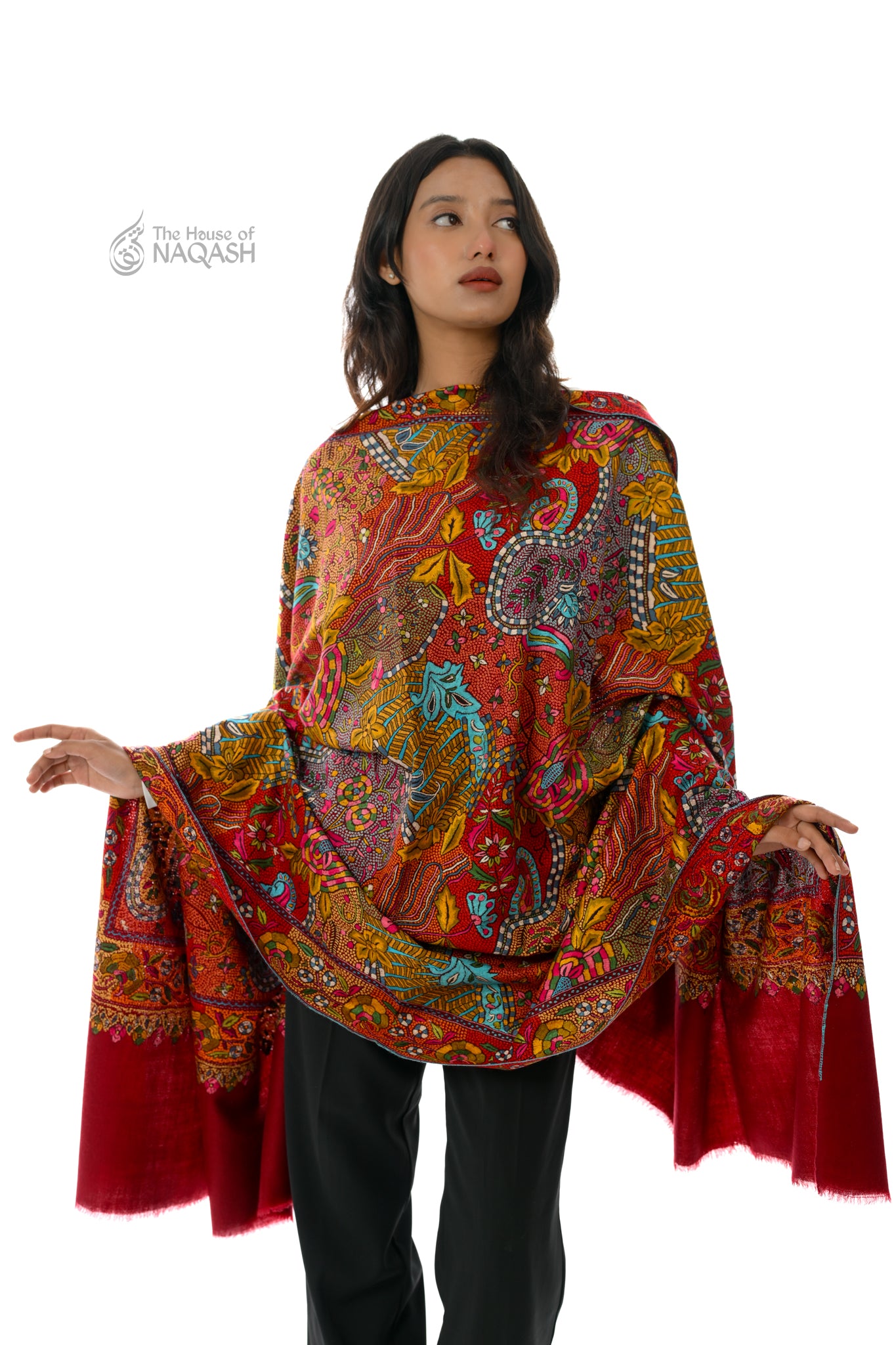 Shahi Gulzar Hand Embroidered Sozni Jamawar Shawl