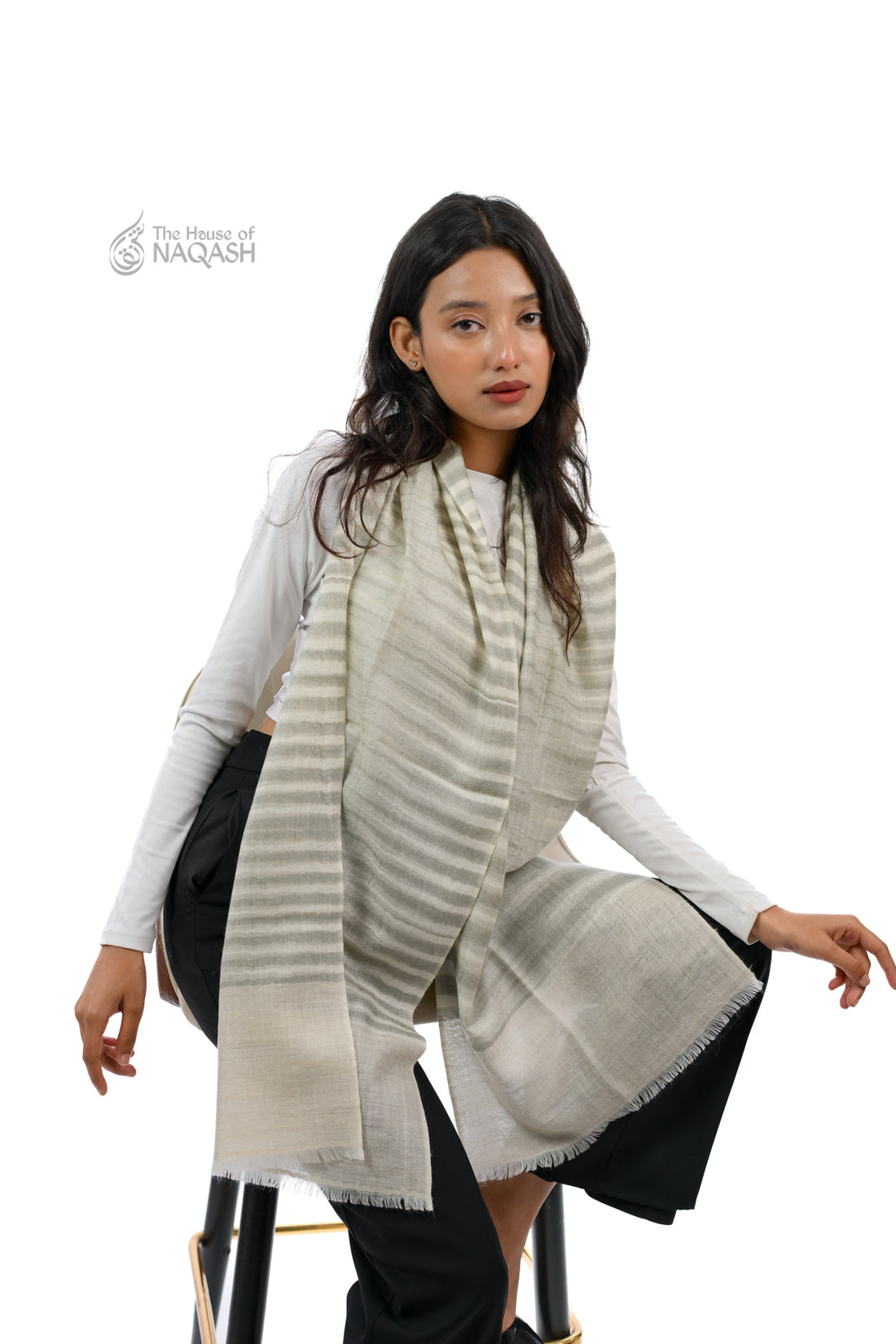 Posh Greyscale Elegance Wrap